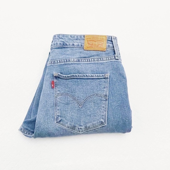 Levi's 721 High Rise Skinny Medium Wash Denim Jeans 32 - Picture 4 of 8